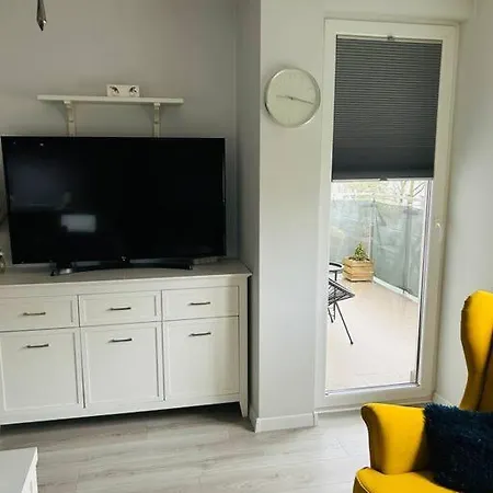 아파트 Komfortowy Apartament Krokusowa 크라쿠프